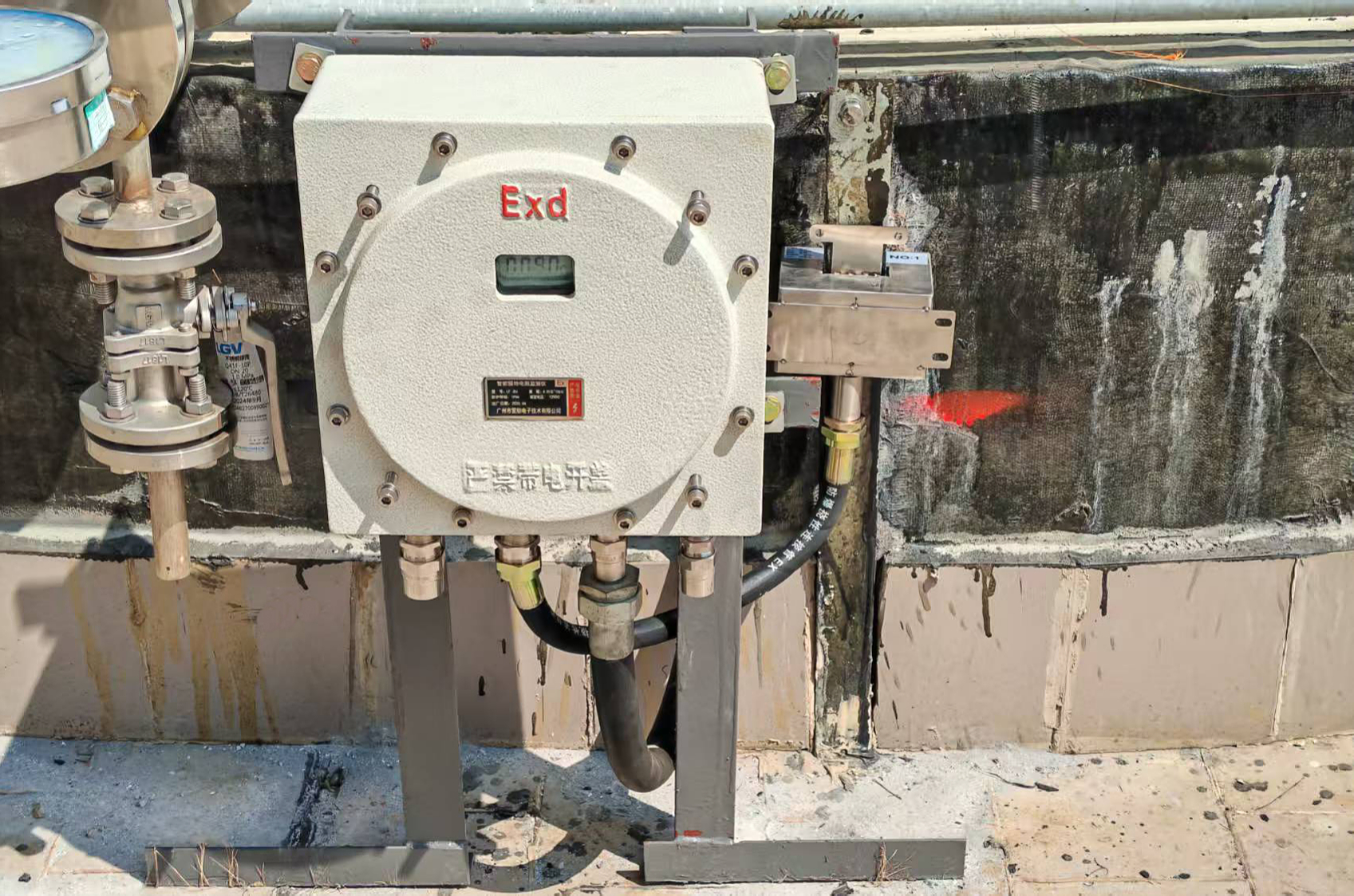 接地电阻监测仪的工作原理是什么呢？